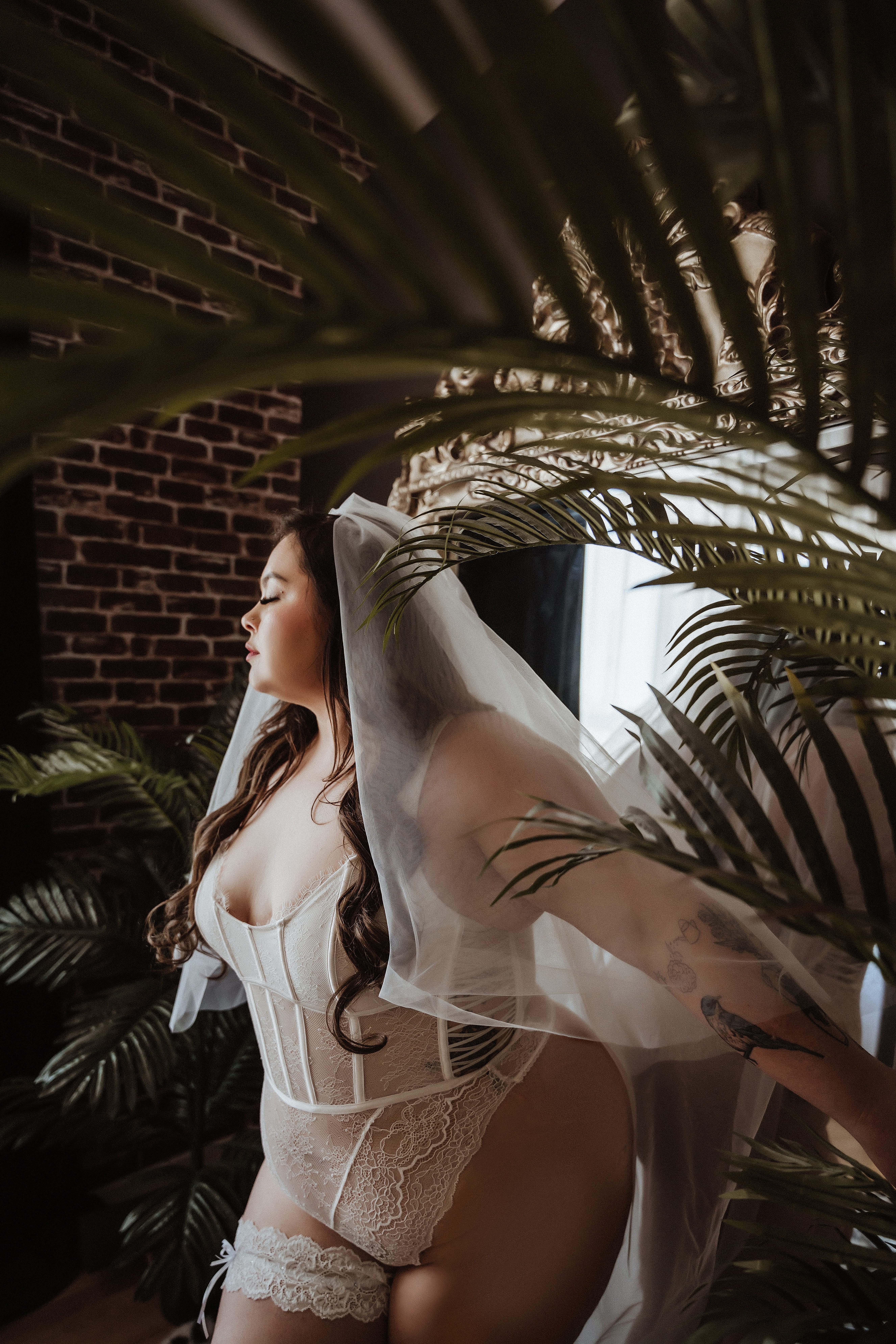 Indianapolis Boudoir, Indiana boudoir studio, Indy Boudoir, Plus Size Boudoir Indianapolis, Plus size Boudoir, Plus size boudoir Indiana